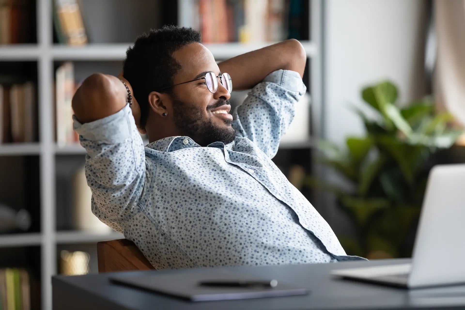 Businessman working from home with mood nootropics
